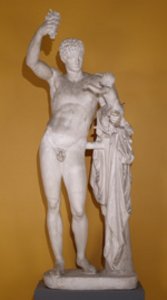 Marmorstatue af Hermes med Dionysosbarnet, fundet i Heratemplet i Olympia